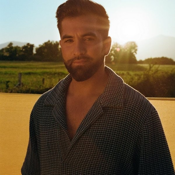 Kendji Girac artist photo
