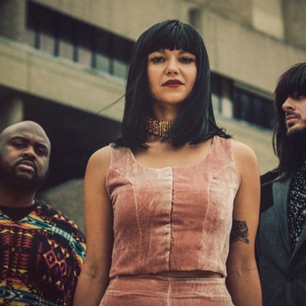 Khruangbin artist photo