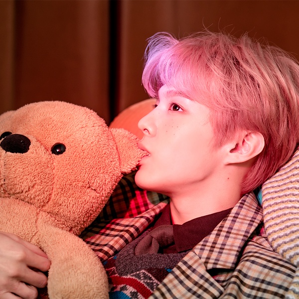 KIM WOO SEOK artist photo