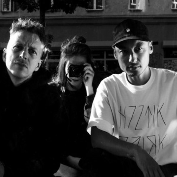 KitschKrieg artist photo