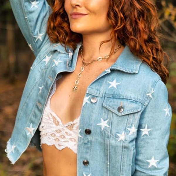 Kylie Morgan artist photo
