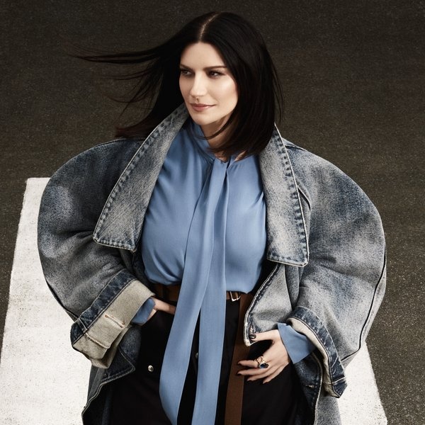 Laura Pausini artist photo