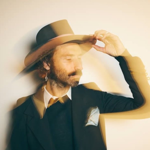 Leiva artist photo