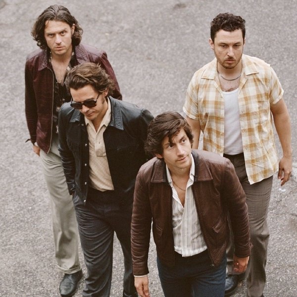 Arctic Monkeys artist photo