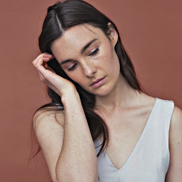 Lisa Mitchell artist photo