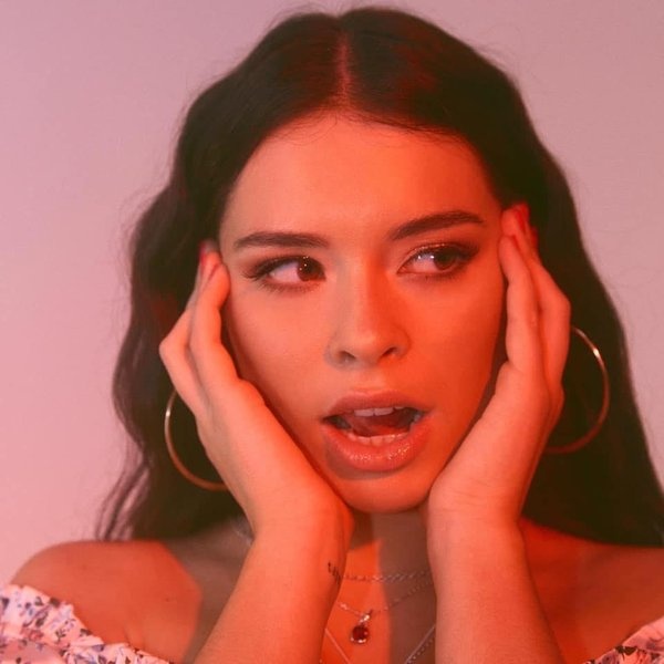 Liv Dawson artist photo