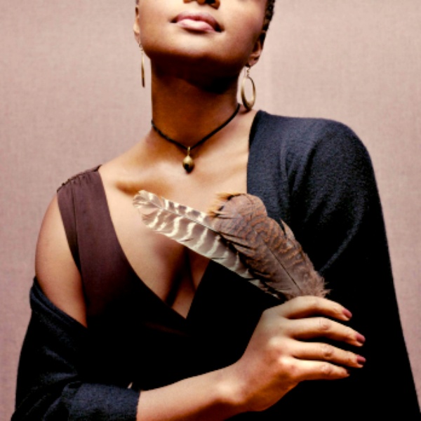 Lizz Wright artist photo