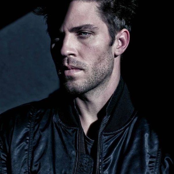 Lo-Fang artist photo