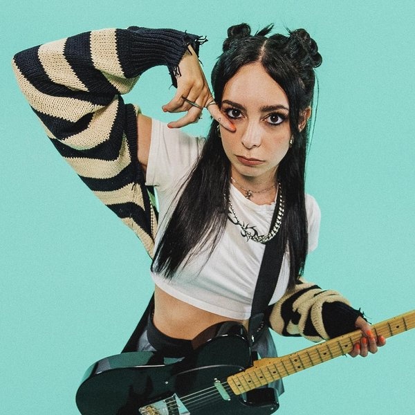 LØLØ artist photo