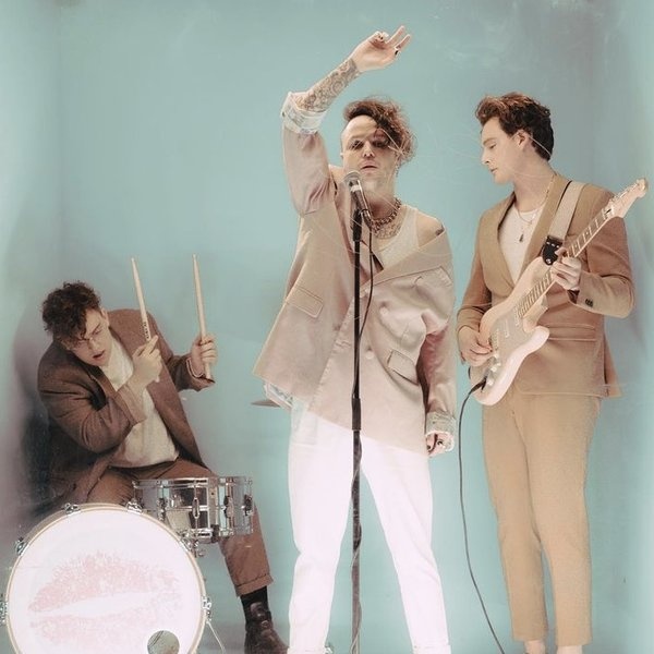 lovelytheband artist photo