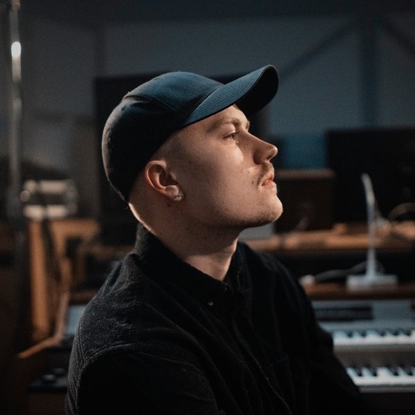 Loving Caliber artist photo