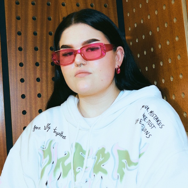 Mae Stephens artist photo