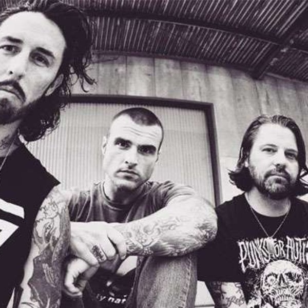 Eighteen Visions artist photo