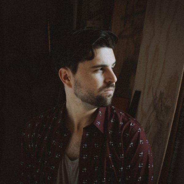 Mako artist photo