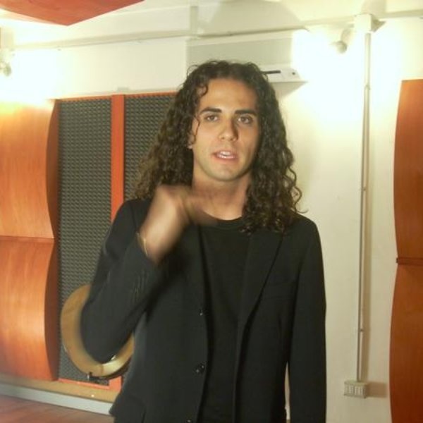 Manuel artist photo