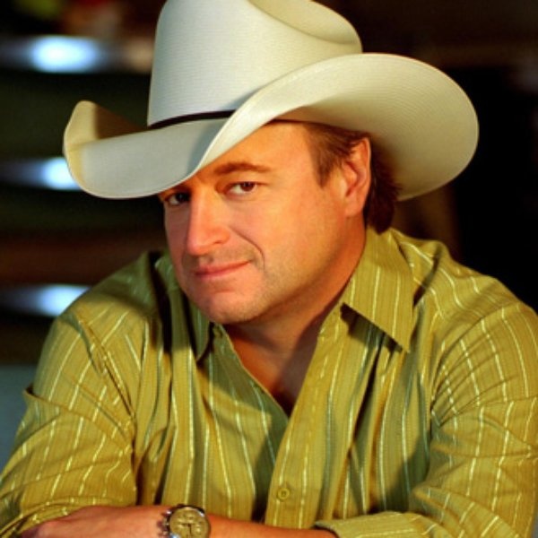 Mark Chesnutt artist photo