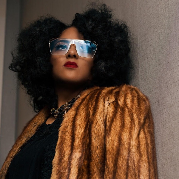 Marsha Ambrosius artist photo