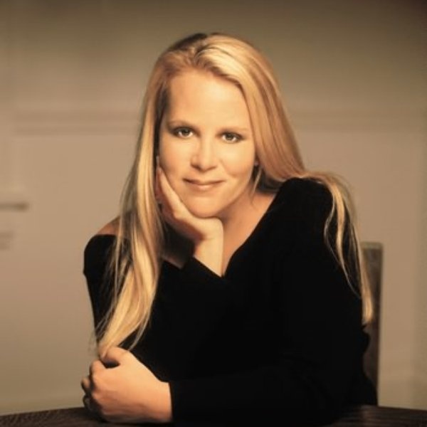 Mary Chapin Carpenter artist photo