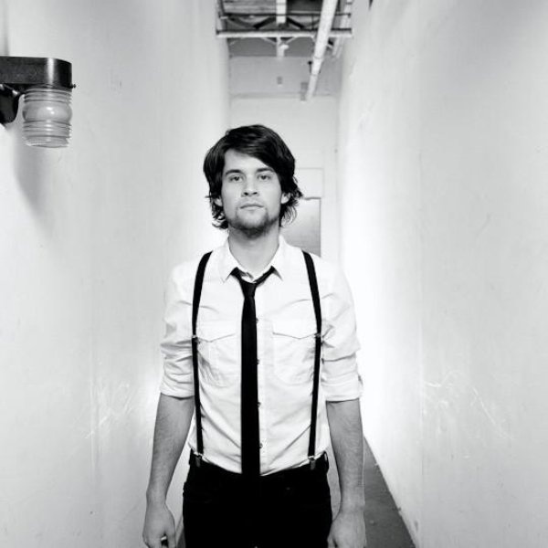 Matt Hires artist photo