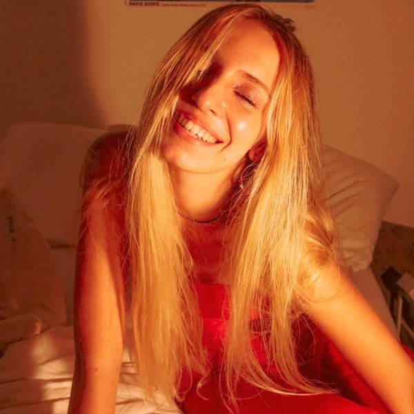Maude Latour artist photo
