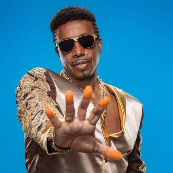 MC Hammer artist photo