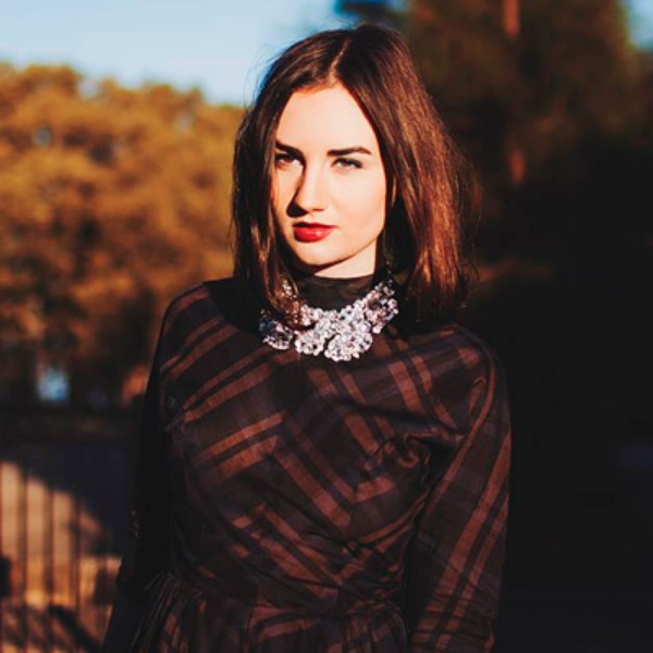 Meg Mac artist photo