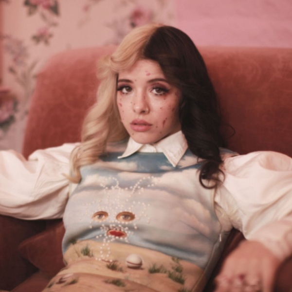 Melanie Martinez artist photo