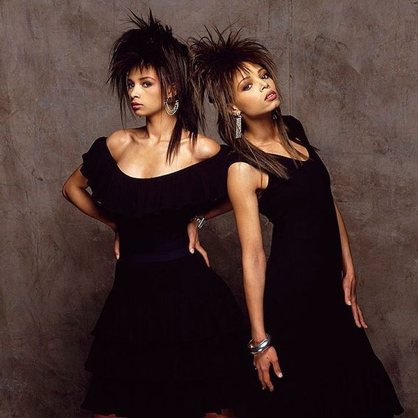Mel & Kim artist photo
