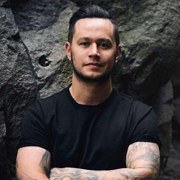 Mike Perry artist photo
