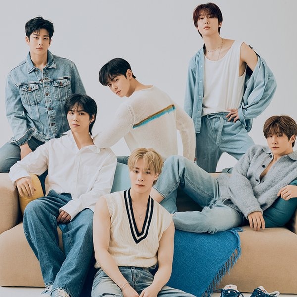ASTRO artist photo