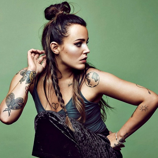 Miriam Bryant artist photo