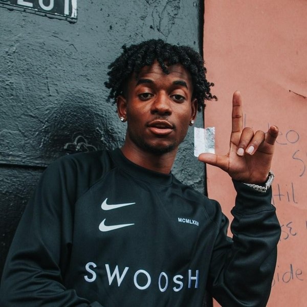Mooski artist photo