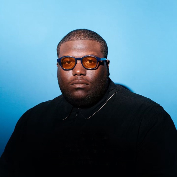 AUGUST 08 artist photo