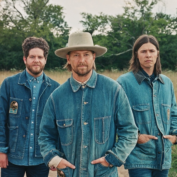 NEEDTOBREATHE artist photo