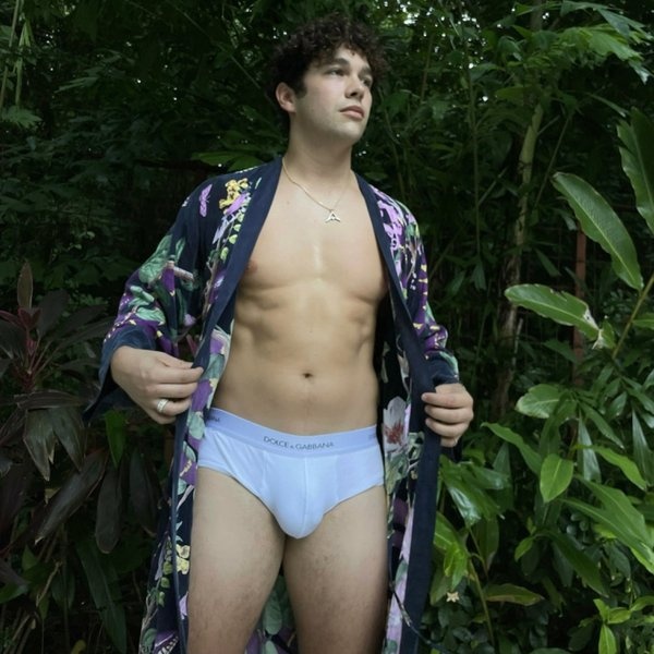 Austin Mahone artist photo