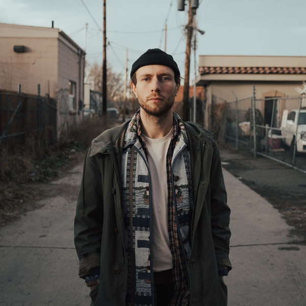 Novo Amor artist photo