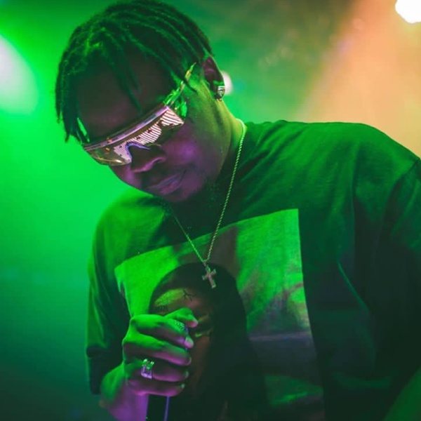 Olamide artist photo