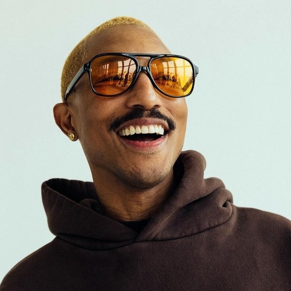 Pharrell Williams artist photo