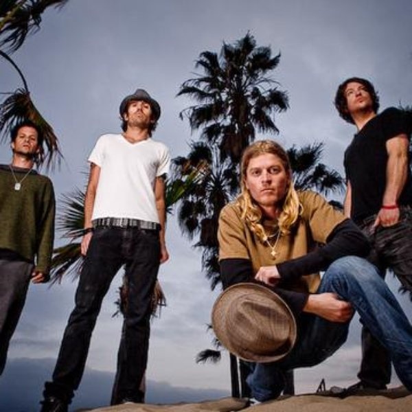 Puddle Of Mudd artist photo