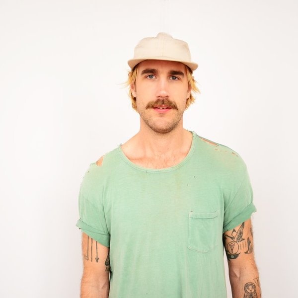 Rayland Baxter artist photo
