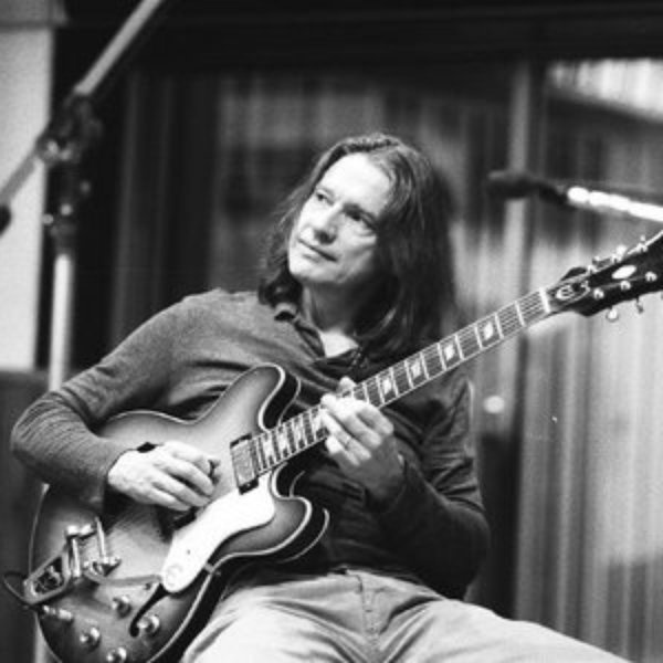 Robben Ford artist photo