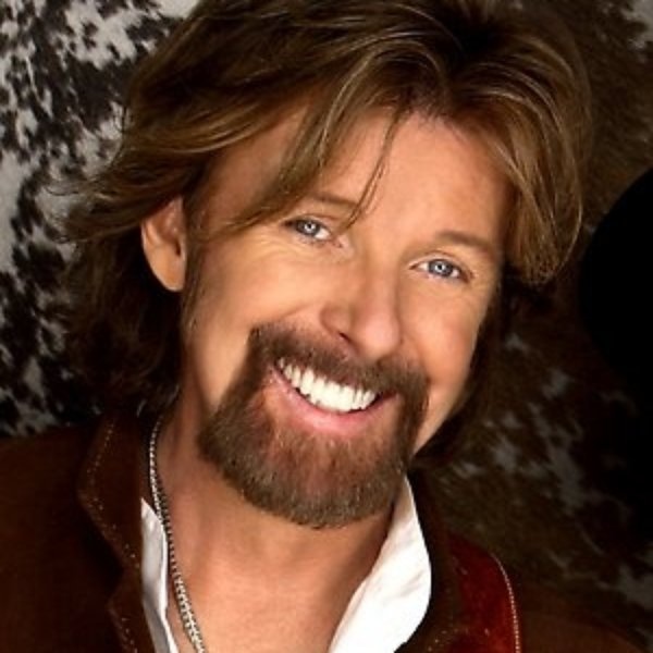Ronnie Dunn artist photo