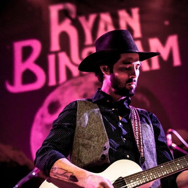Ryan Bingham artist photo