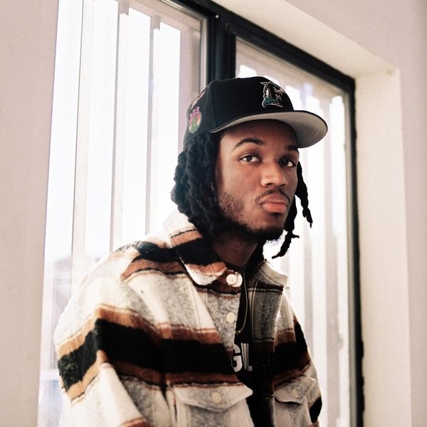 Saba artist photo