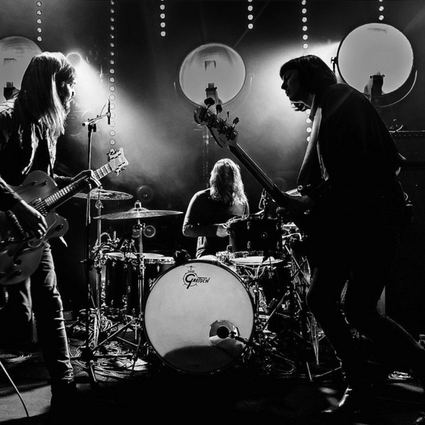 Band Of Skulls artist photo