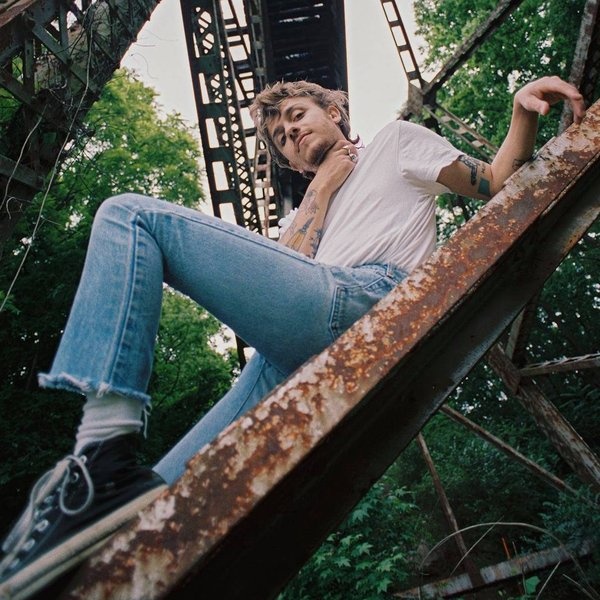 Scott Helman artist photo