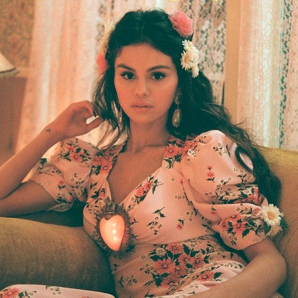 Selena Gomez artist photo