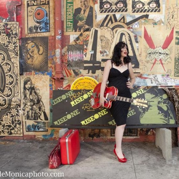 Elena Siegman artist photo