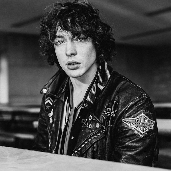 Barns Courtney artist photo