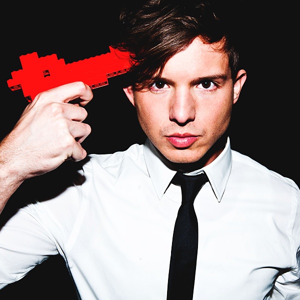 Simon Curtis artist photo